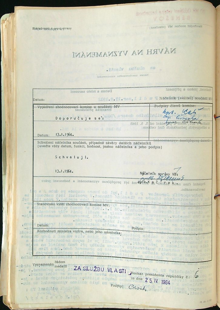 Pudil Návrh Na Vyznamenání (9)